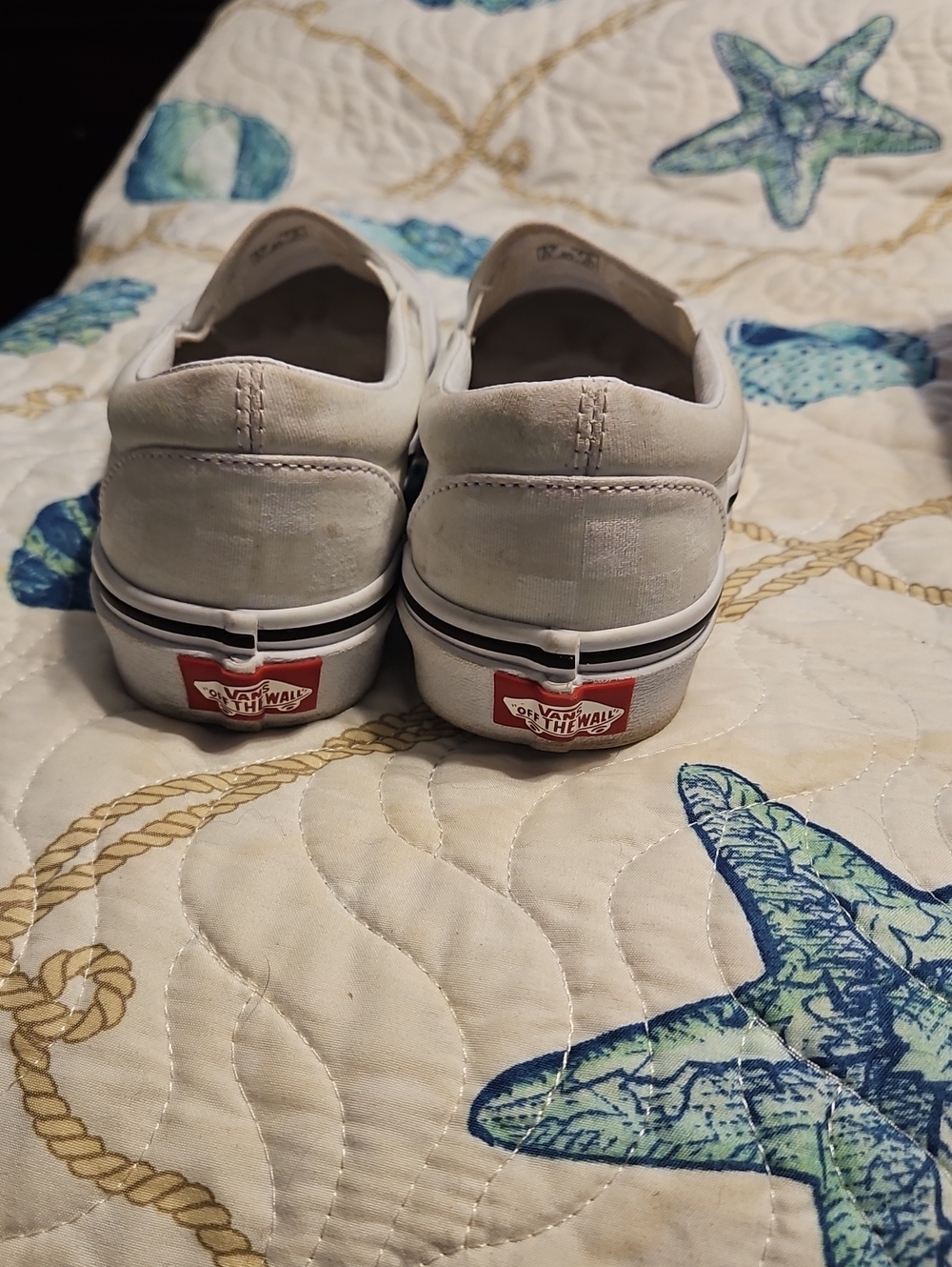 Label on Shoe Box - Picture 4 of 9